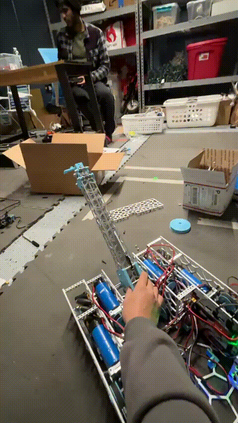 Boxtube arm extending in the workshop